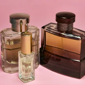 4 perfumes para mujeres con carácter para usar durante el otoño