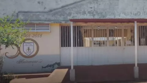 Alumnos drogan a su maestra “por exigente” con veneno para matar ratas