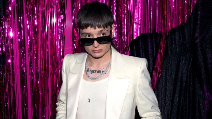 Quién es la nueva novia de peso pluma.jpg