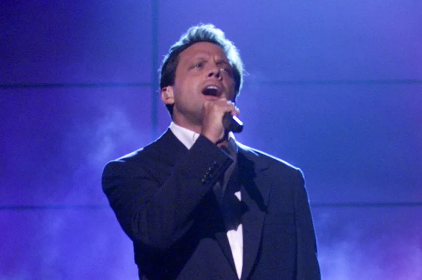 Luis Miguel (5).jpg