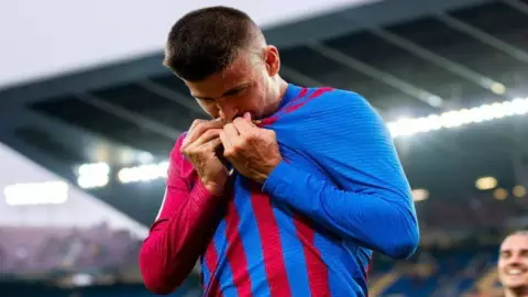 ¡inesperada decisión! Gerard Piqué se retira del fútbol