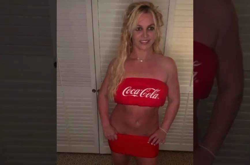 Britney con carita de angel.jpg