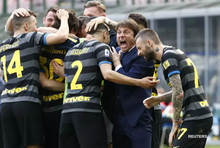 Inter celebra el triunfo