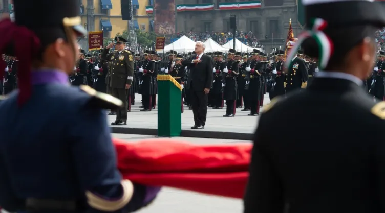 desfile-militar-preparacion-soldado-como-es