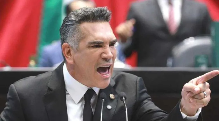 “No somos vendepatrias": Alito Moreno a Sheinbaum y señala a Morena de proteger al narco