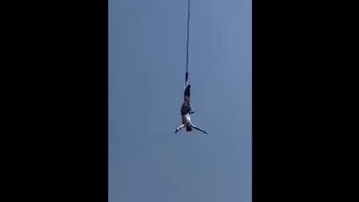 ¡Milagro! Turista sobrevive a caída de 10 pisos tras romperse la cuerda de bungee jumping