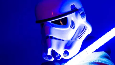 Sable de luz real en el Día de Star Wars