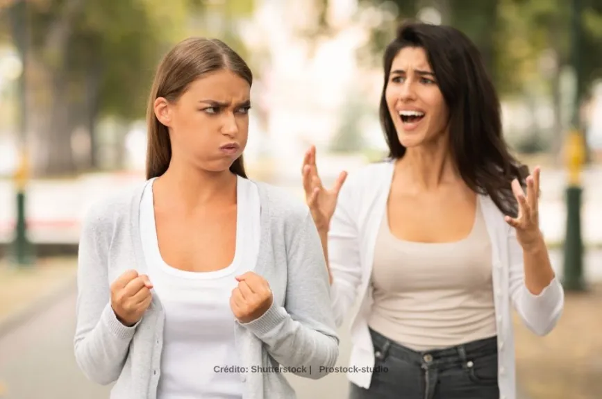 Pareja discutiendo.jpg