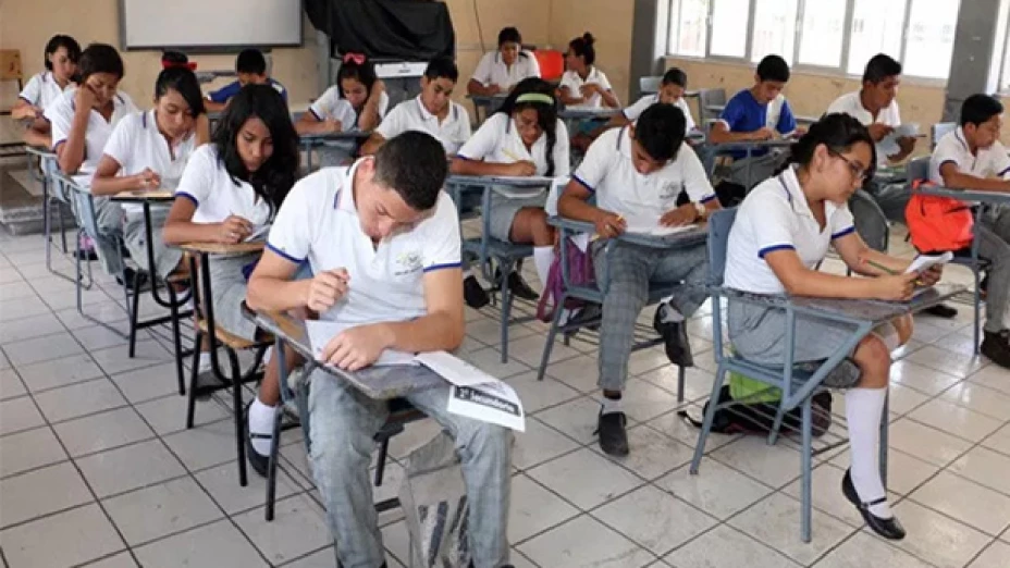 Estudiantes podrán reprobar