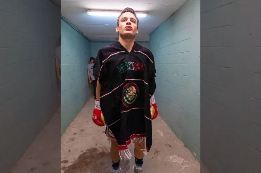 Julio Cesar Chavez Jr pelea.jpg
