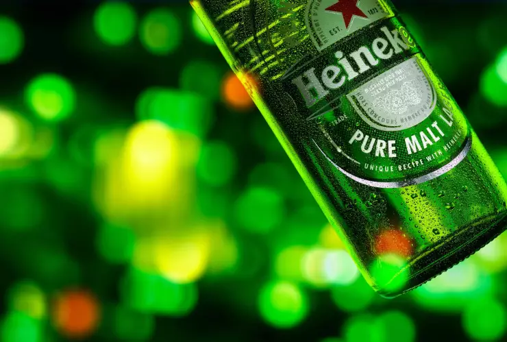 Heineken anuncia su retiro de Rusia