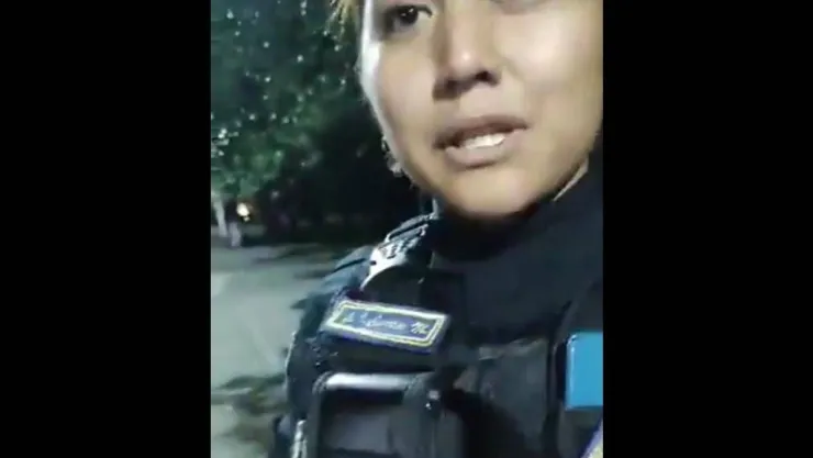 Separan de su cargo a mujer policía ebria