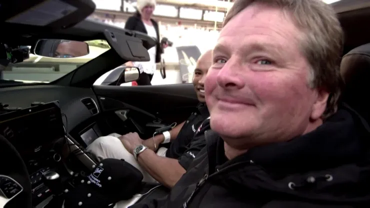 Expiloto cuadrapléjico de IndyCar conduce de nuevo.