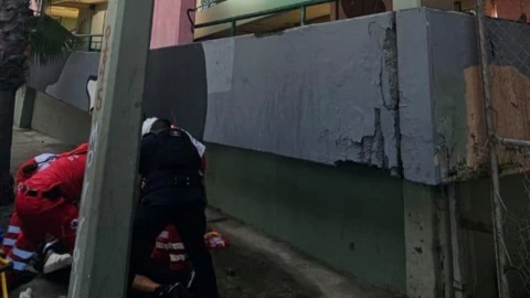 Hombre cae 5 metros en construcción entre la Internacional y Playas de Tijuana