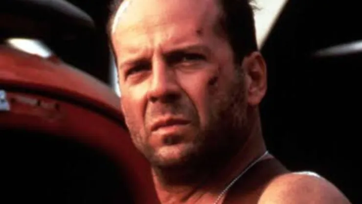 Las imágenes han sorprendió a los usuarios en redes sociales! Así reapareció el actor Bruce Willis; ¿cuál es su estado de salud?.jpg