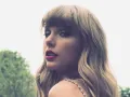 Taylor sexy.jpg