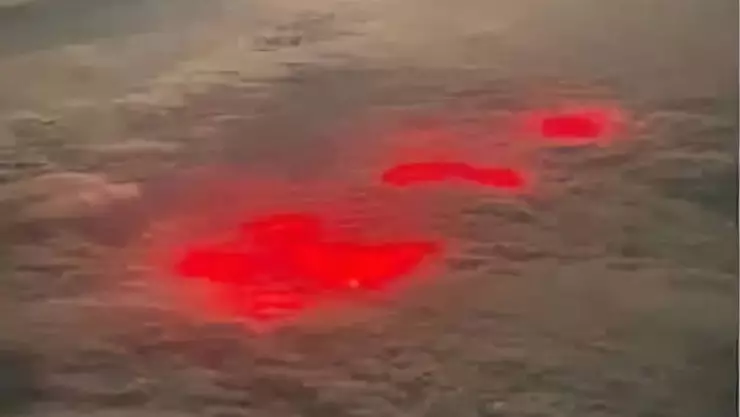 Cielo se ilumina de rojo