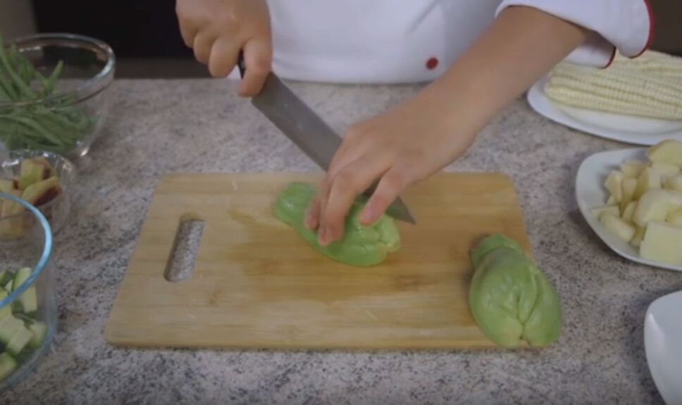 Mole de olla, receta de MasterChef Junior México