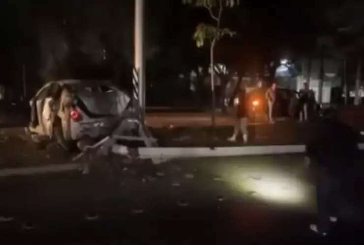 VIDEO | Aparatoso accidente en Ciudad del Sol deja un vehículo destruido
