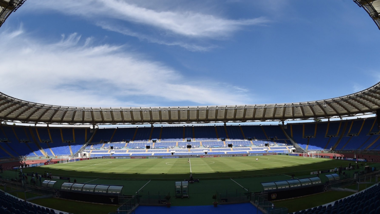 Aficionados de cart&oacute;n acompa&ntilde;ar&aacute;n a la Lazio
