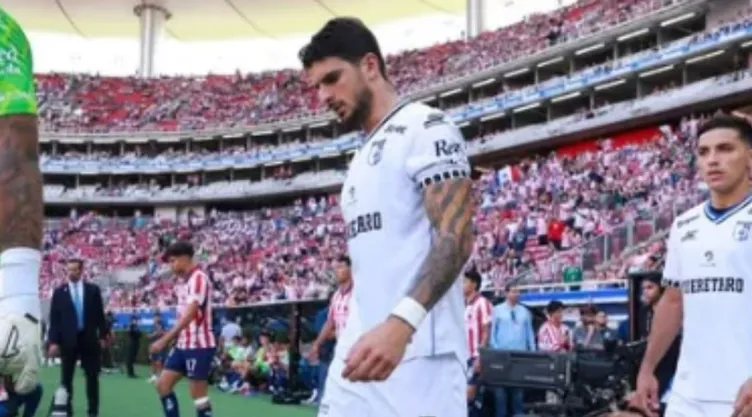 cruz-azul-dinero-pagar-queretaro-santiago-homenchenko.jpg