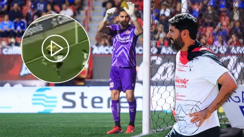 Jesús Corona recibió un gol de Sebastián Abreu cuando aún jugaba