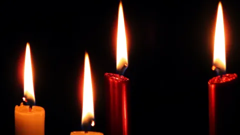 Las velas de manifestación son el ritual perfecto para atraer con más intención lo que deseamos