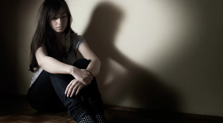 factores genéticos, suicidio