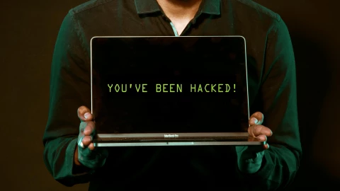 cómo evitar que hackeen tus redes sociales