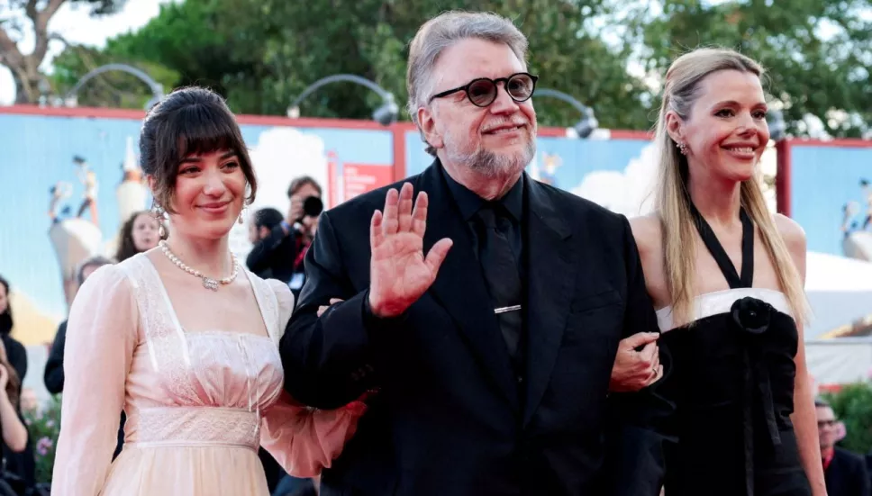 Guillermo del Toro Frankenstein (2).jpg