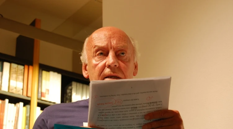 El escritor uruguayo Eduardo Galeano murió este lunes 13 de abril, a los 74 años de edad, en Montevideo.