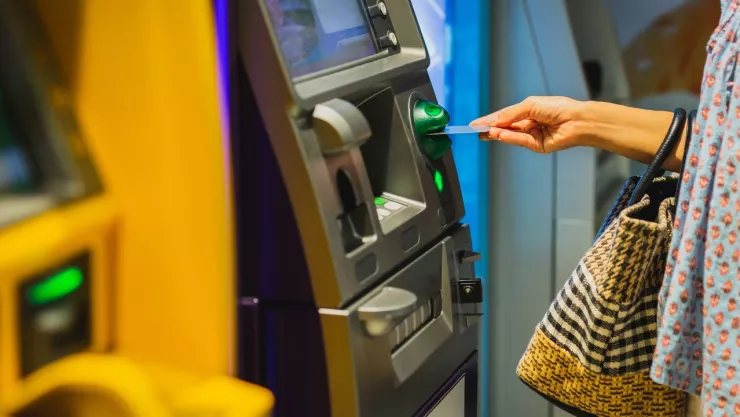 Bancos cerrados por Memorial Day lunes 26 de mayo de 2025 ¿Cuándo abren?