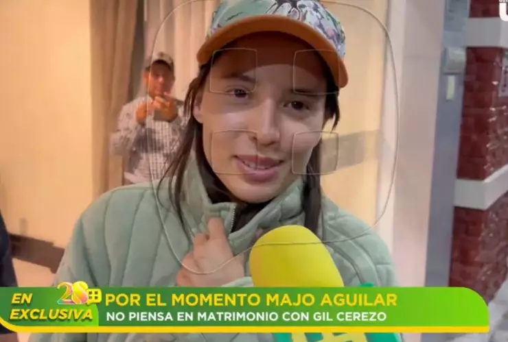 Majo Aguilar habla por primera vez de su noviazgo con el vocalista de Kinky.jpg