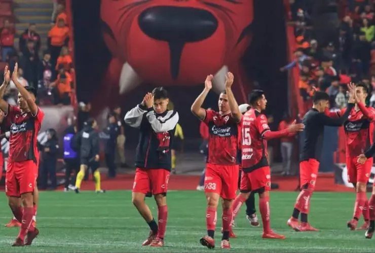 Los Xolos seguirían en la pelea por el Apertura 2025, según ChatGPT