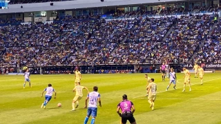 La Franja comienza el partido presionando a las Águilas