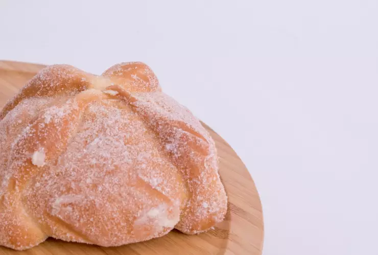En pocos minutos, puede tener un pan de muerto perfecto