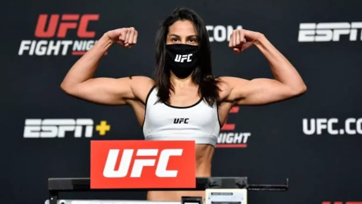 GLORIA DE PAULA UFC