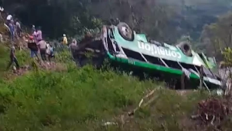 Accidente de autobús en Zontecomatlán Veracruz hoy