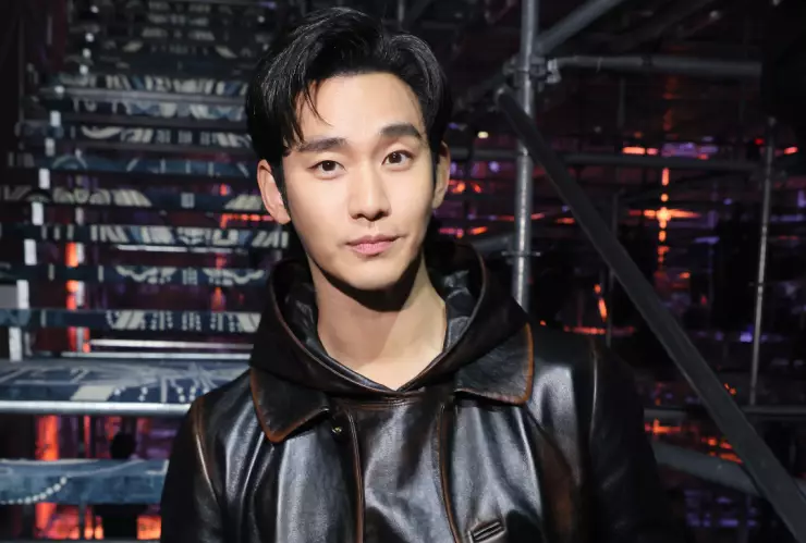 Kim Soo Hyun conferencia