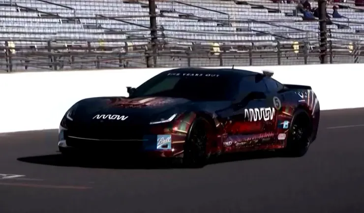 Expiloto cuadrapléjico de IndyCar conduce de nuevo.