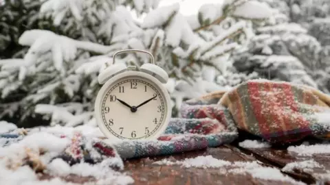 hora que inicia solsticio de invierno
