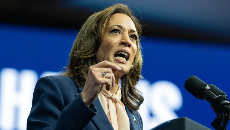 La vicepresidenta Kamala Harris en un mitin.