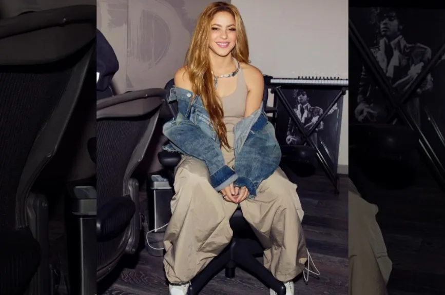 Shakira risa.jpg