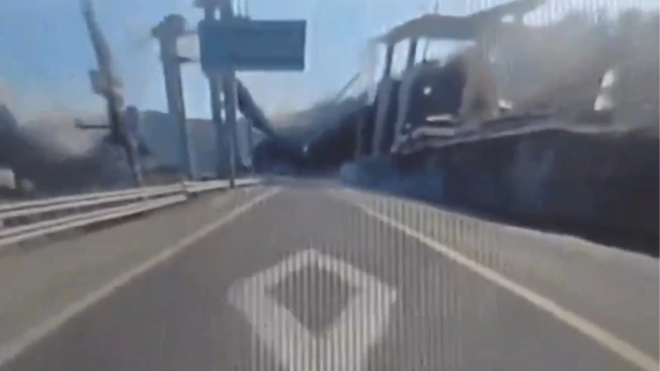 Colapso de puente en Corea del Sur 25 febrero 2025.jpg