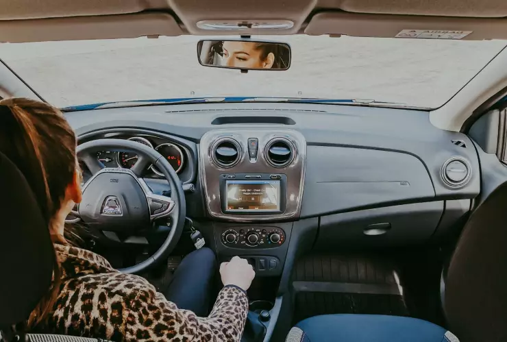 conducir pexels 2.jpg