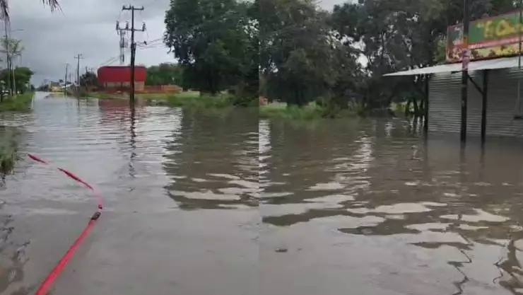¡Otra vez! Fuertes lluvias dejan inundaciones en la colonia Proterritorio en Chetumal | VIDEO
