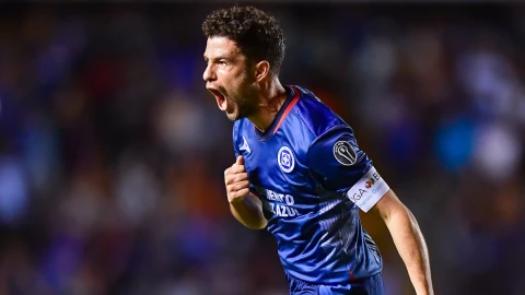 Ignacio Rivero festeja con Cruz Azul