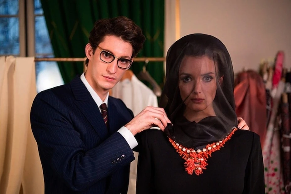 Escena de la película Ives Saint Laurent
