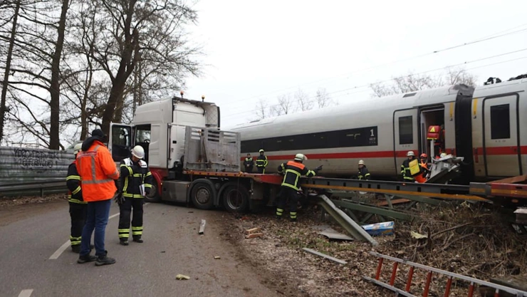 Tren accidentado en Alemania hoy 11 de febrero de 2025.jpg
