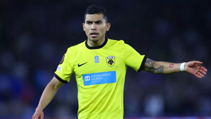 Orbelín Pineda, en problemas con el AEK por su deseo de jugar en Rayados